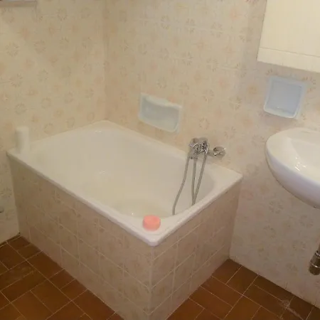 Hotel Velia Elmo